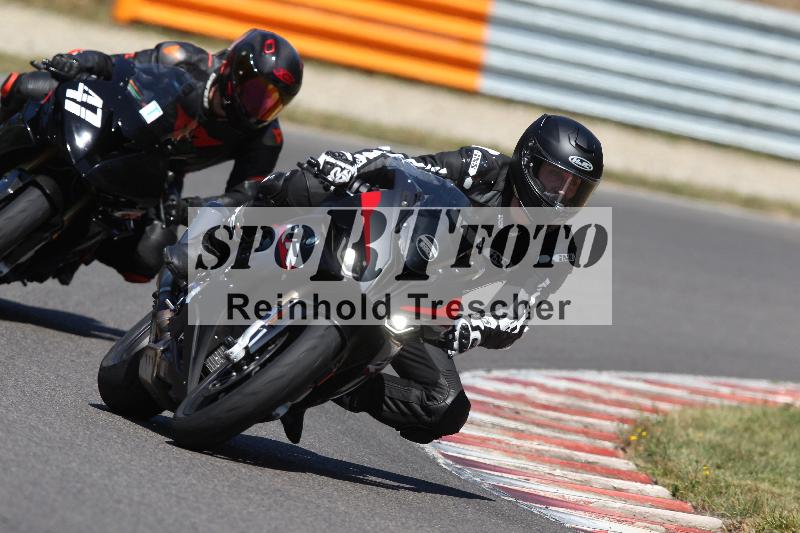 Archiv-2022/51 10.08.2022 Freeride Training ADR/Medium/unklar